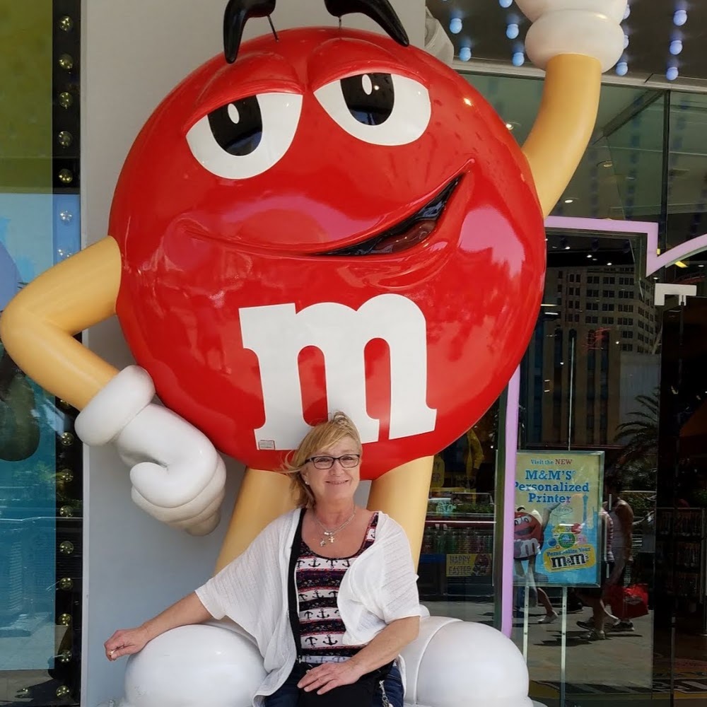Meet your Posher, Linda
